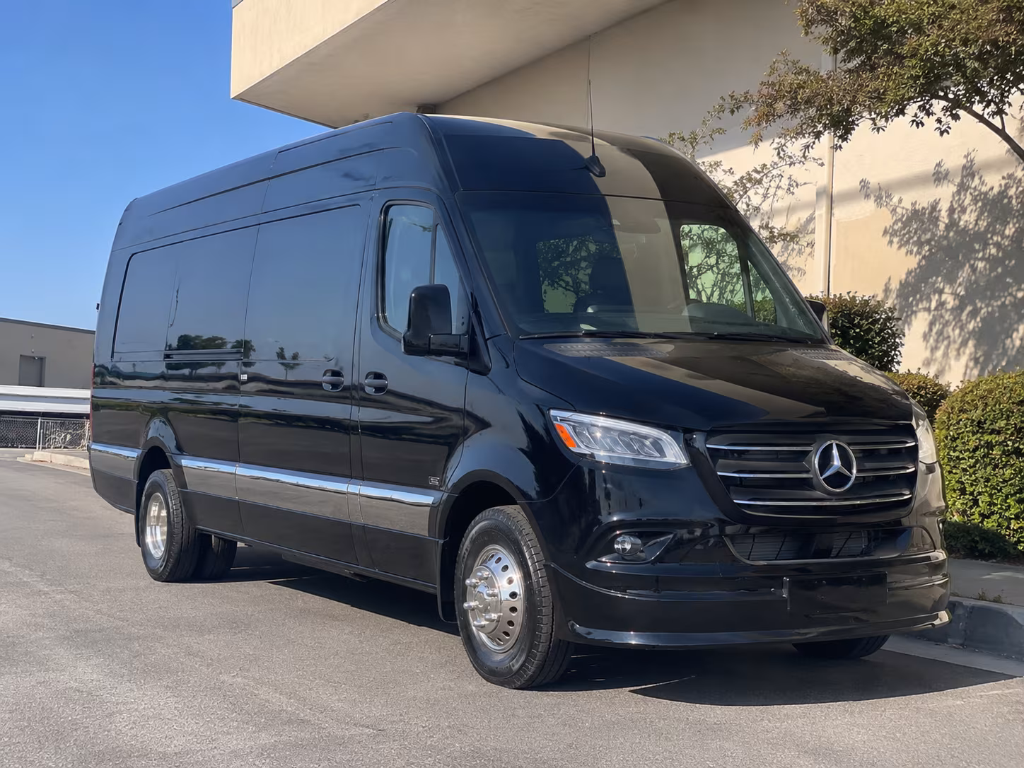 bus rental options for santa clara trips