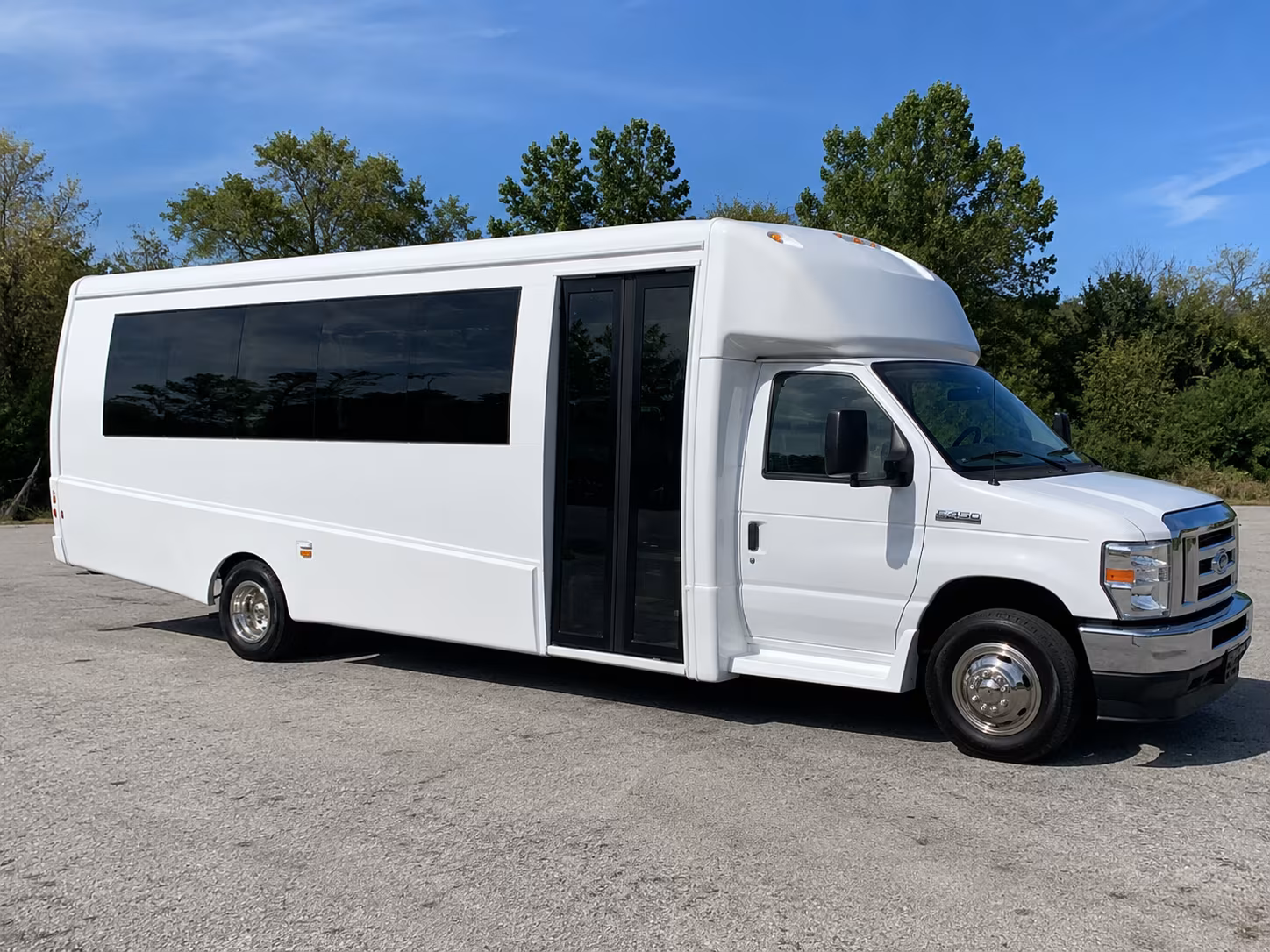bus rentals for multi day corporate events and large scale conference logistics