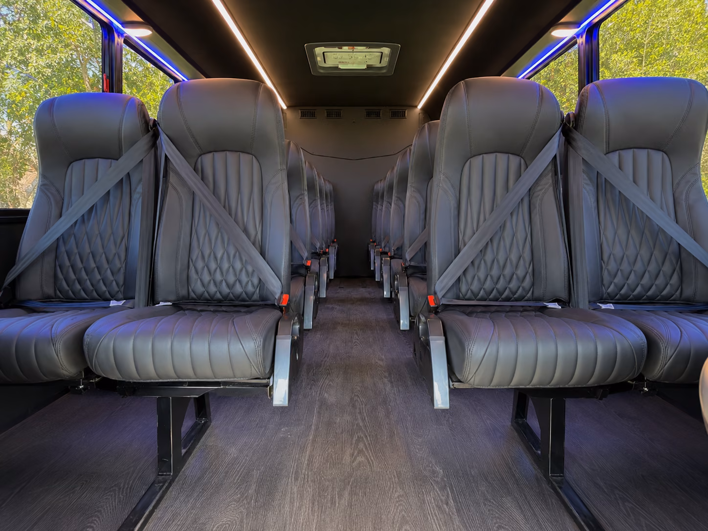 santa clara 18 passenger minibus interior