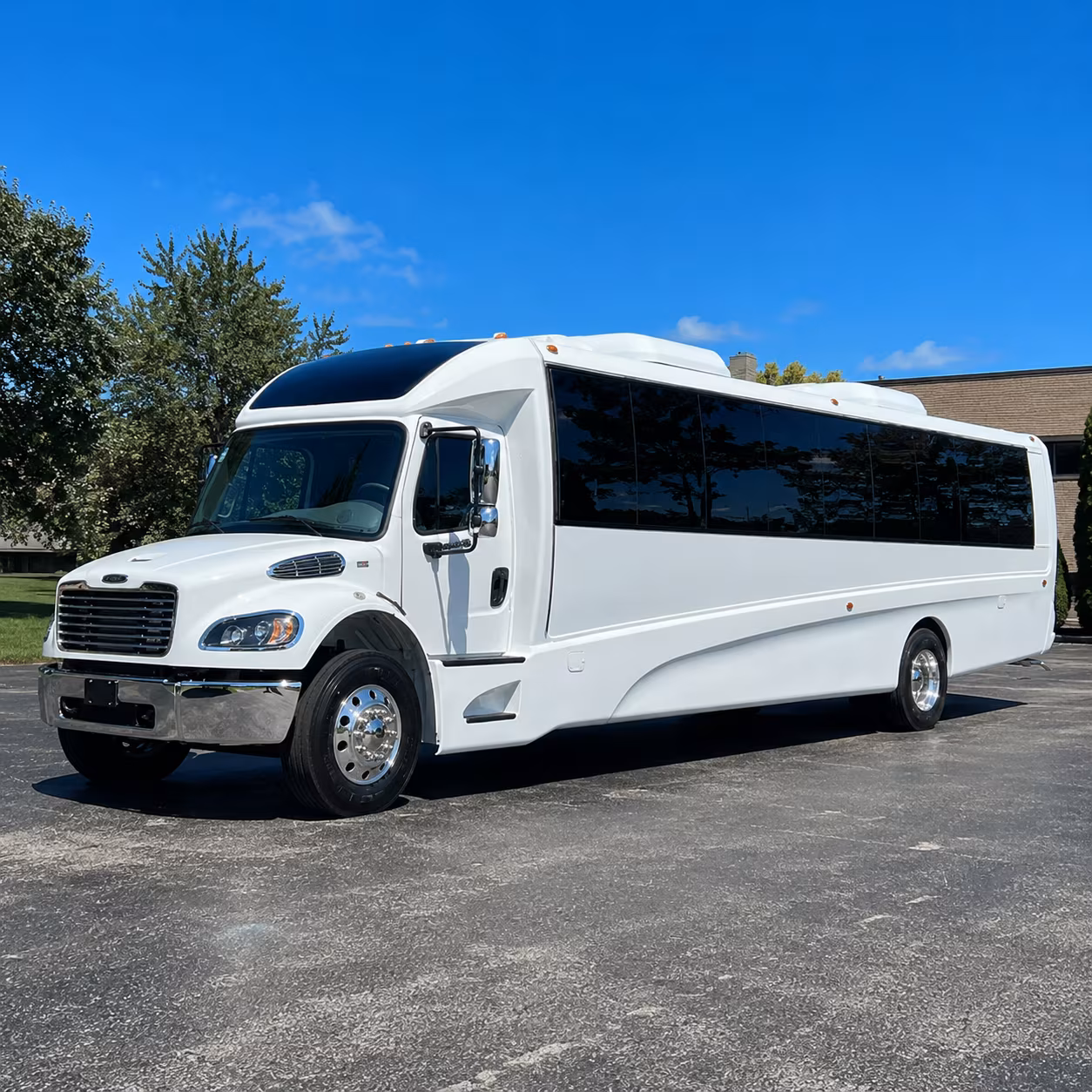 santa clara 18 passenger minibus