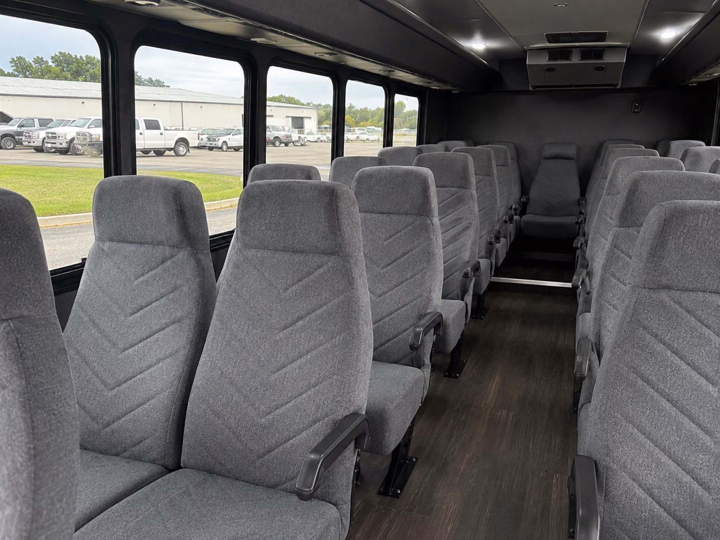 santa clara 20 passenger minibus interior