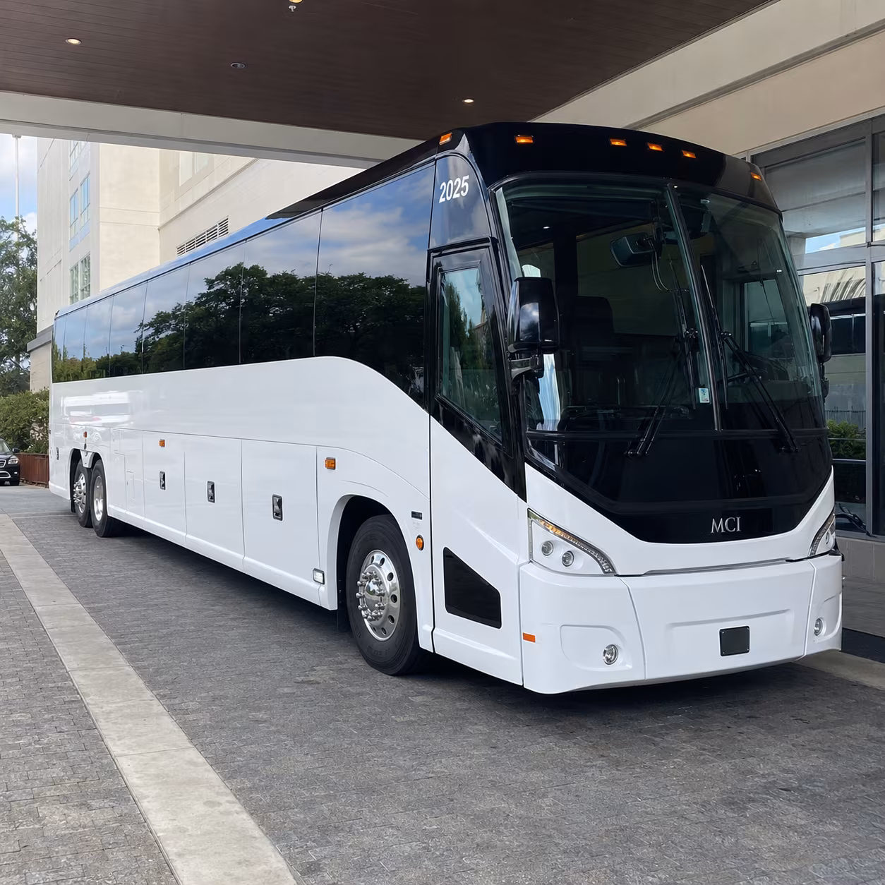 santa clara 54 passenger charter bus