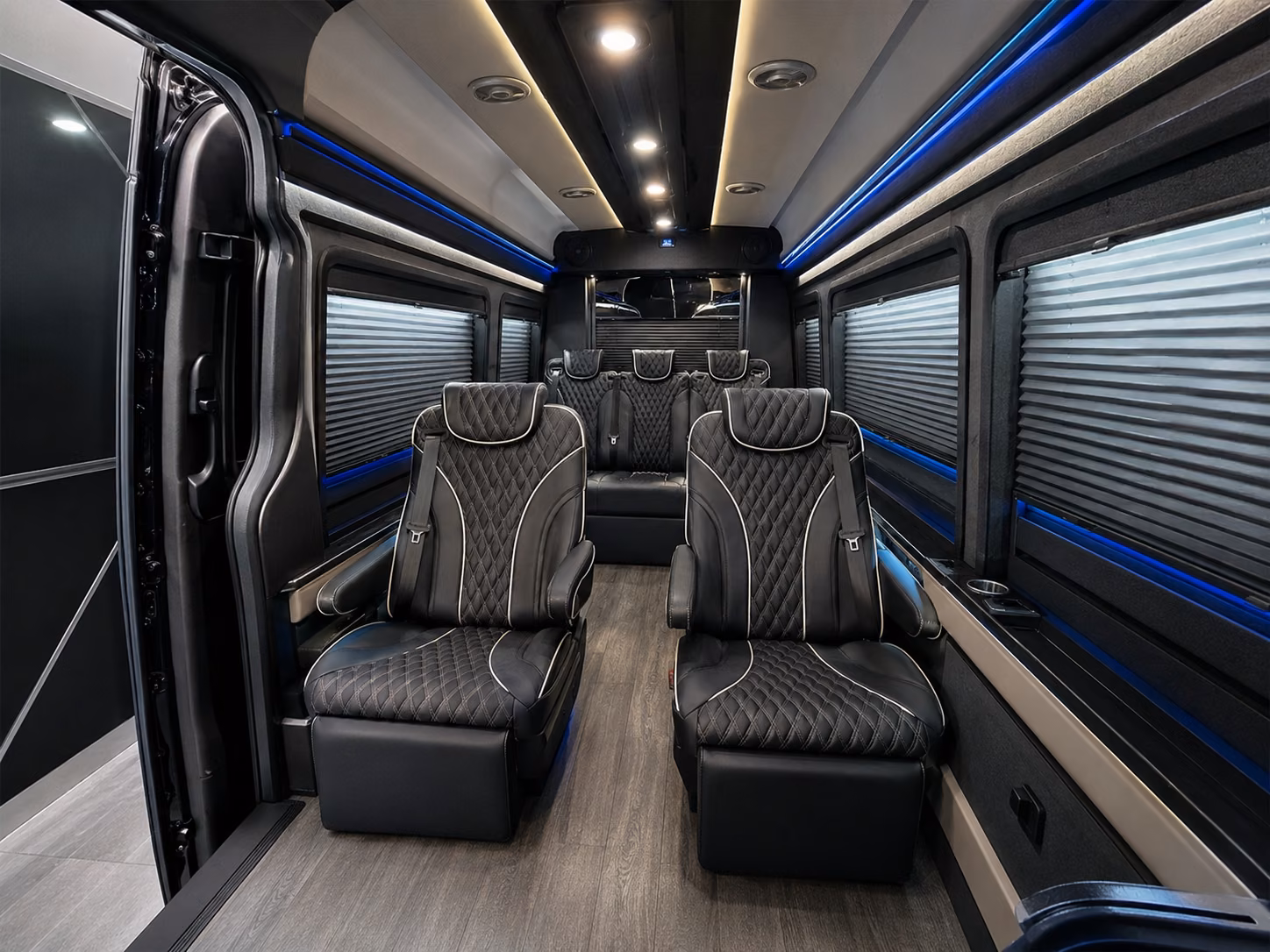 wine tour bus rentals for bachelorette and birthday groups in santa clara